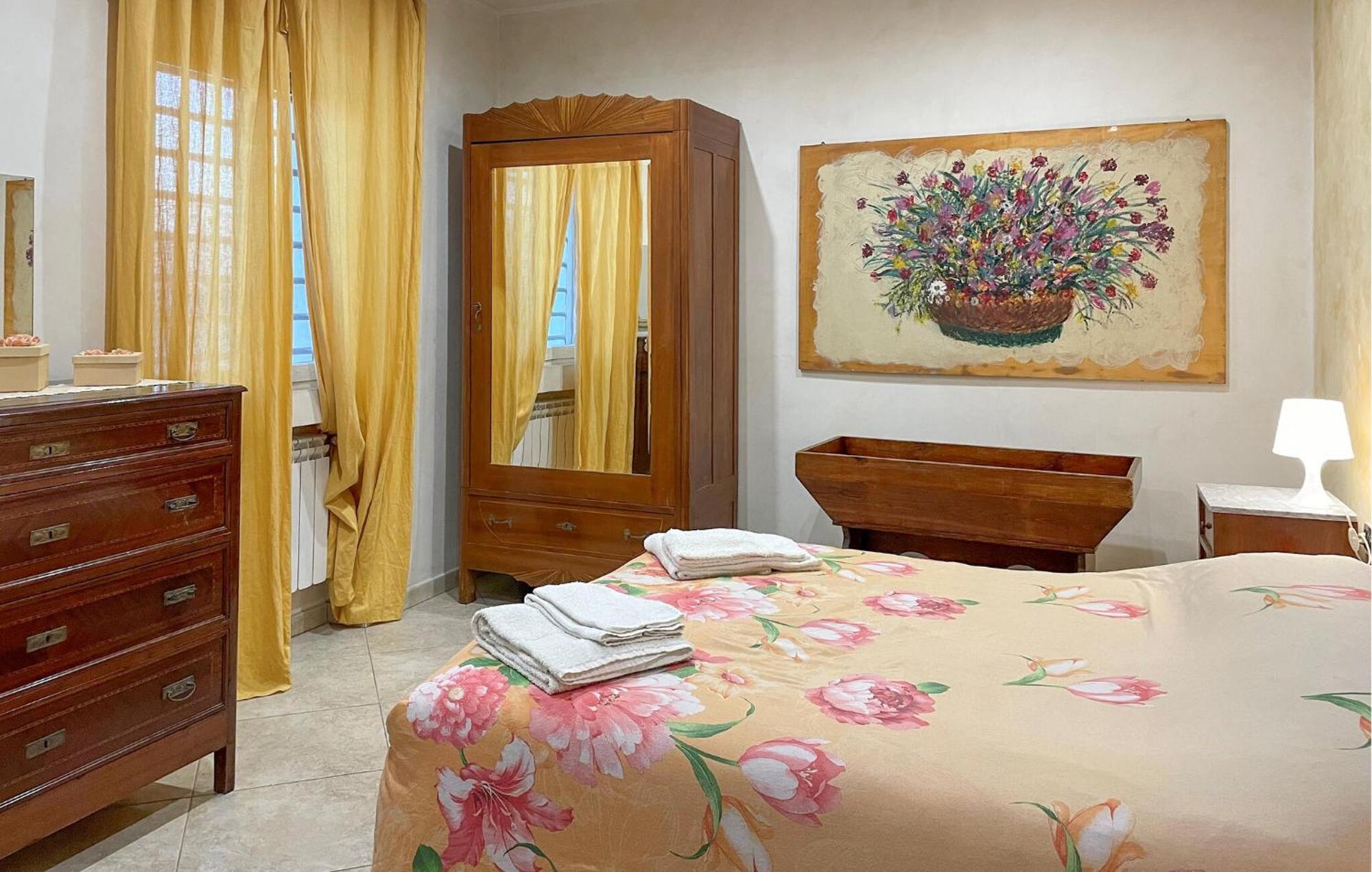 Awesome Apartment In Bari With Wifi Eksteriør billede